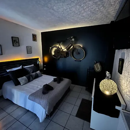 Le Maloya Couette-café